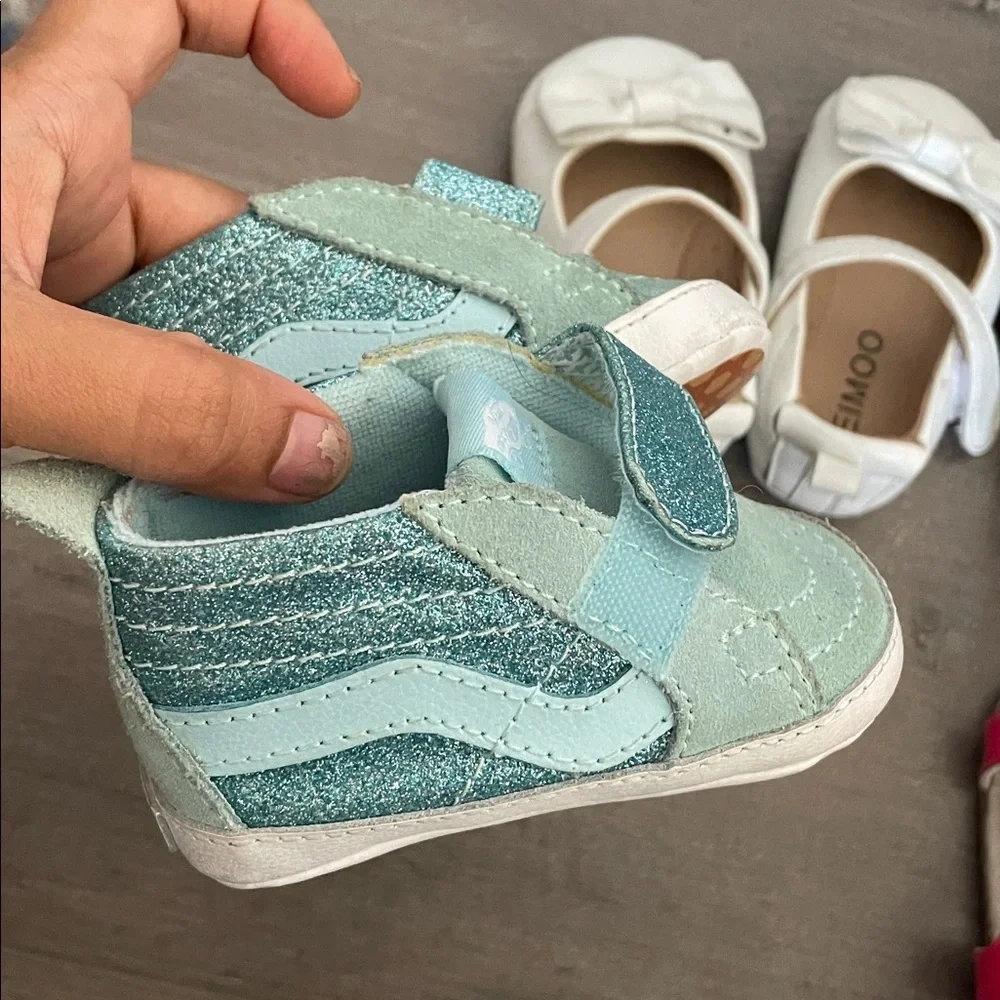 Kids Shoes 9-12 months - Picture 3 of 9